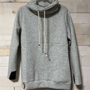 Cozy Gray ampersand Ave Women's Sweater